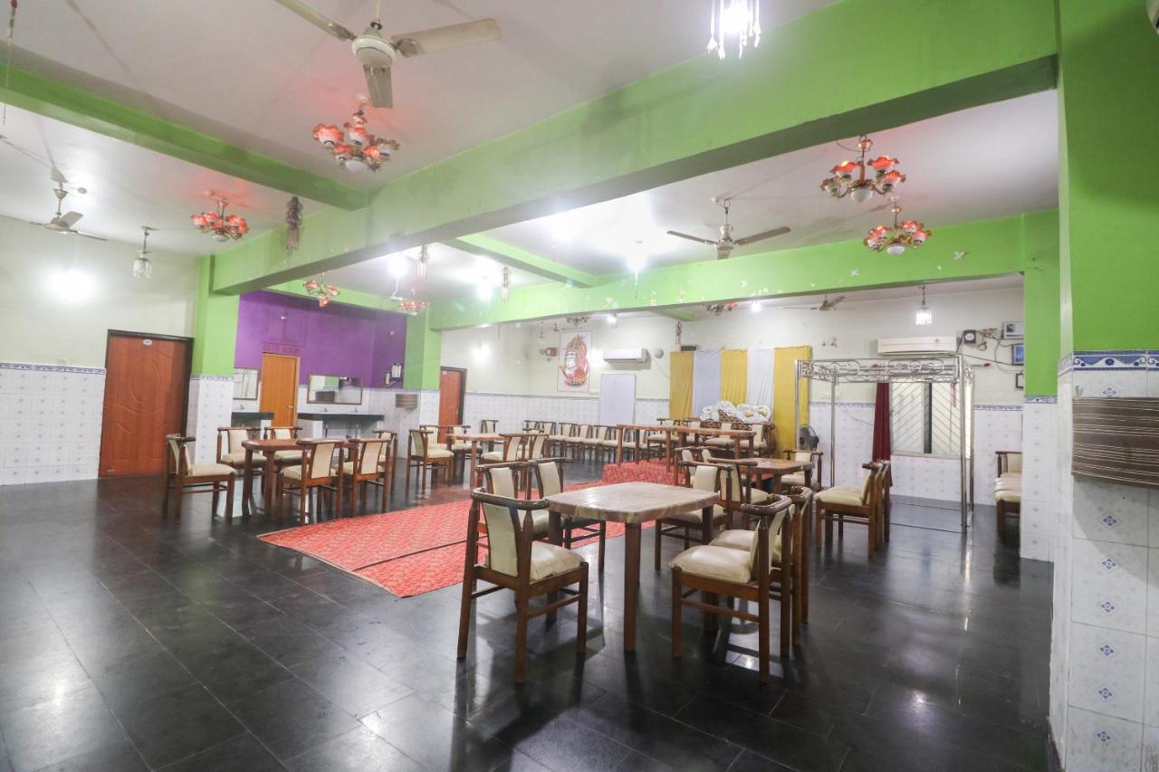 Spot On 65043 Hotel Kalinga Palace Kendrapara Exteriér fotografie